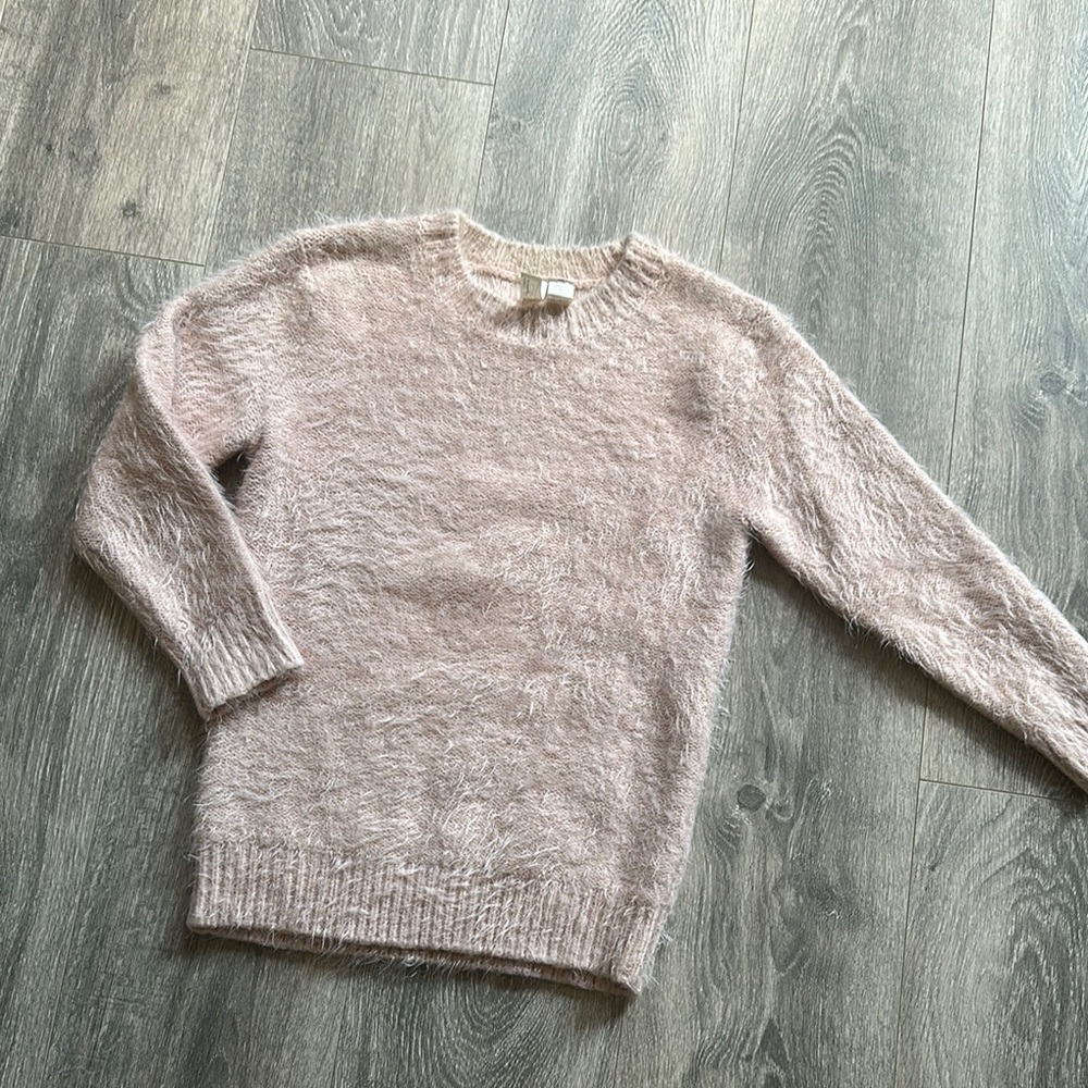 💕BOGO💕Forever 21 pale pink Cozy fuzzy Sweater Y2K